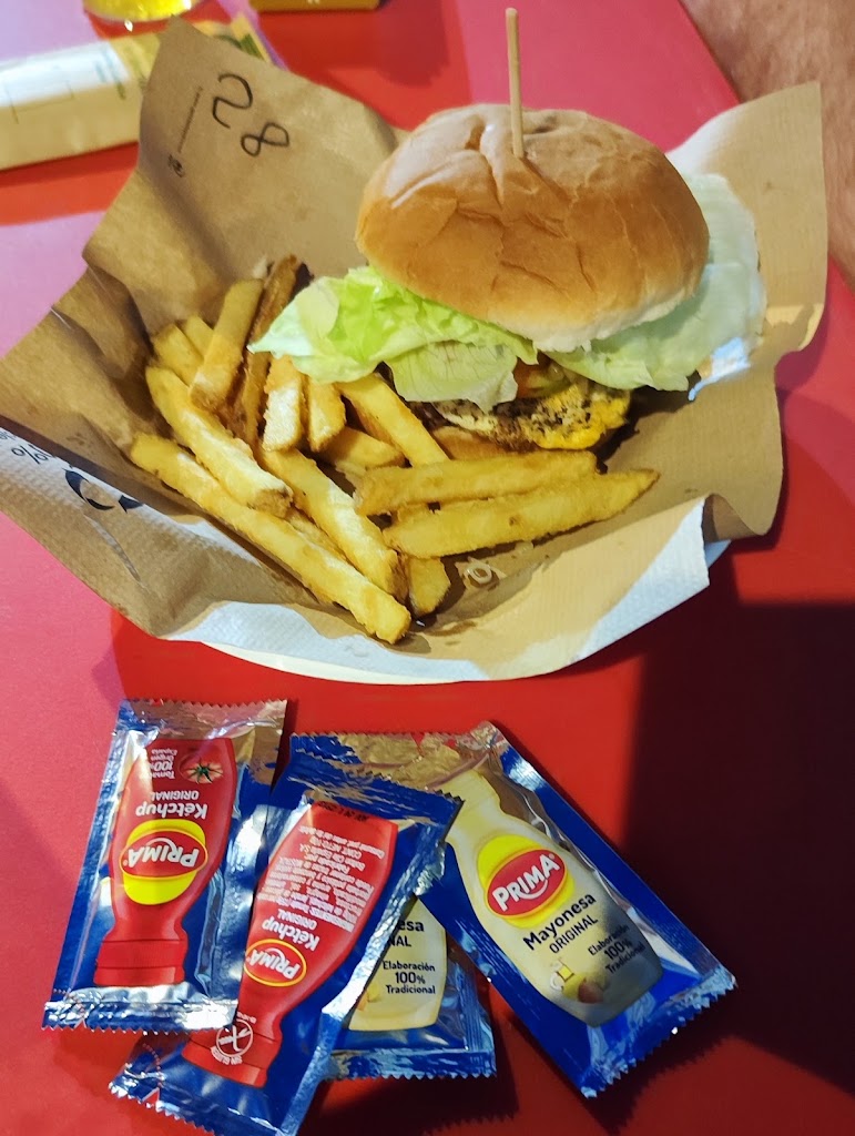 Pizzeria,hamburgueseria jous — Papas fritas