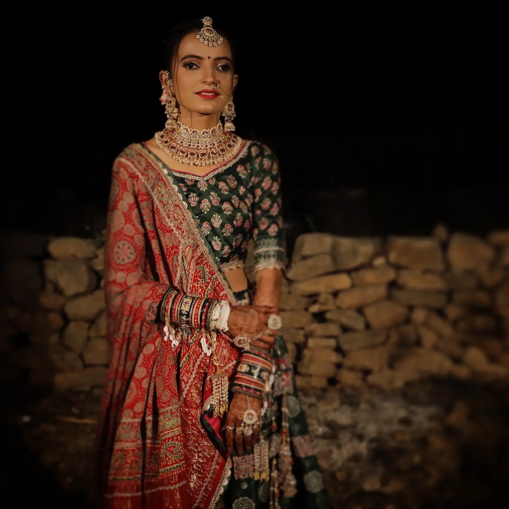 The Unique Makeover Best Salon In Veraval Makeup Artist Hair Salon