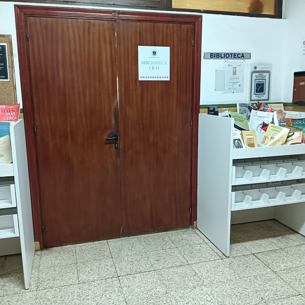 Biblioteca Universidad de Granada - Campus Melilla