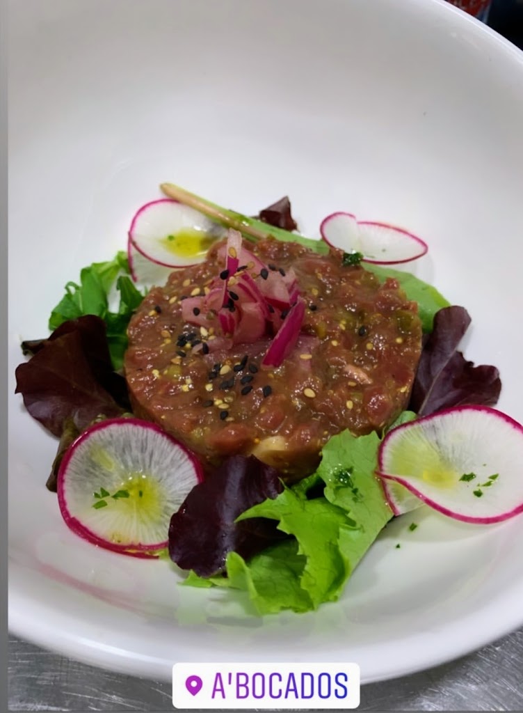A Bocados — Comida y bebida