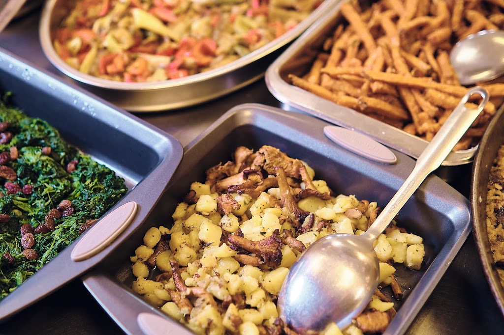 Bufet Sprint — Comida y bebida