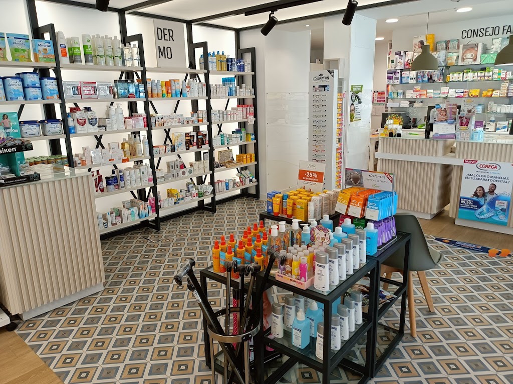 Farmacia Los Pirralos 365 dias — Del propietario