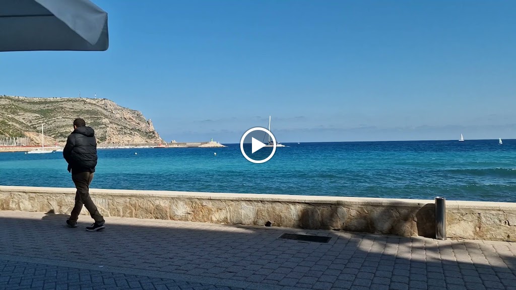 Piri Piri Restobar — Videos
