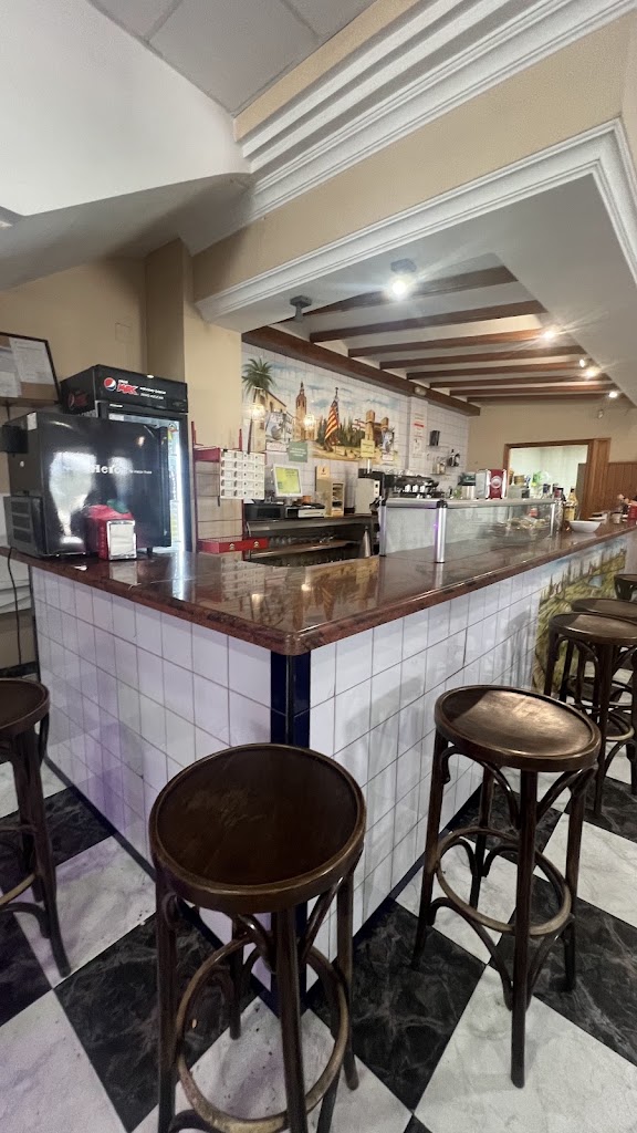 Restaurante Poligono VII — Ambiente