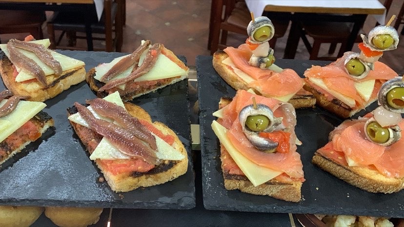 Aires del Sur — Comida y bebida
