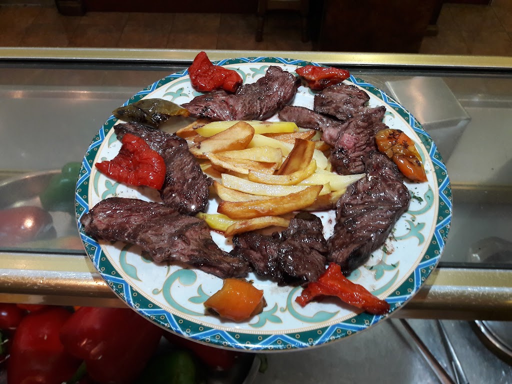 El Fogon De Alcorcon — Comida y bebida