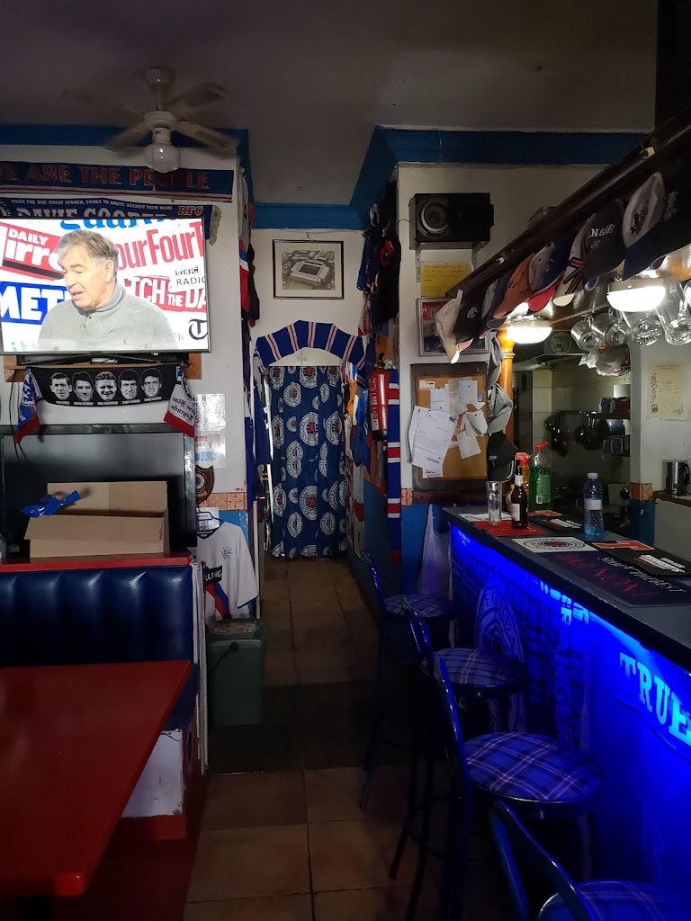 Bar None — Ambiente