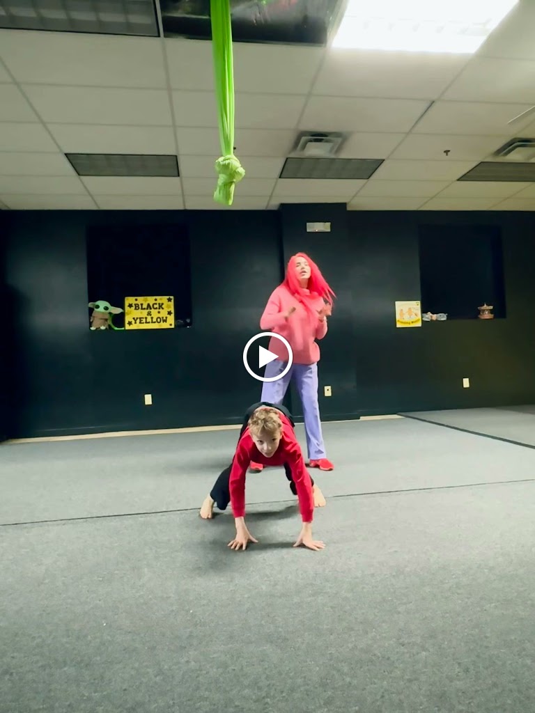  Black & Yellow Dance and Circus School