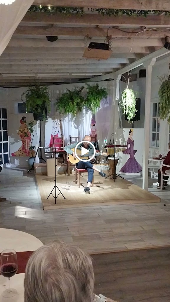 La Colmena Tapas Bar — Videos