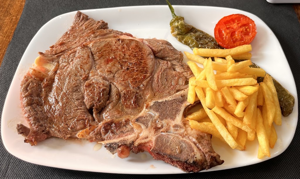 La Madriguera — Comida y bebida