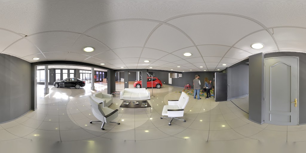 Go Cars Madrid — Interior
