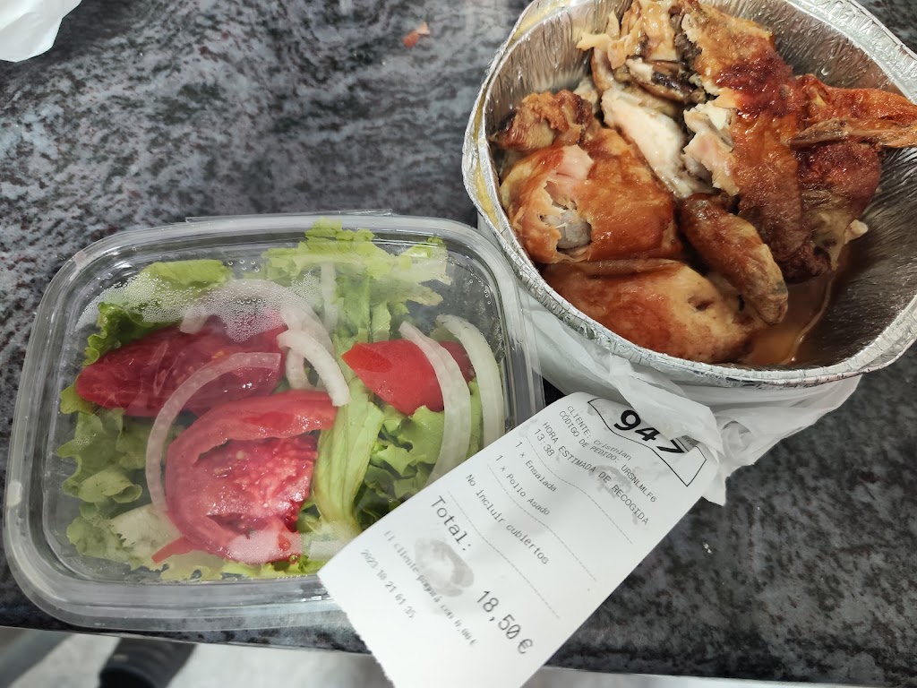 Pim Pam Pollo Castro-Urdiales — Comida y bebida