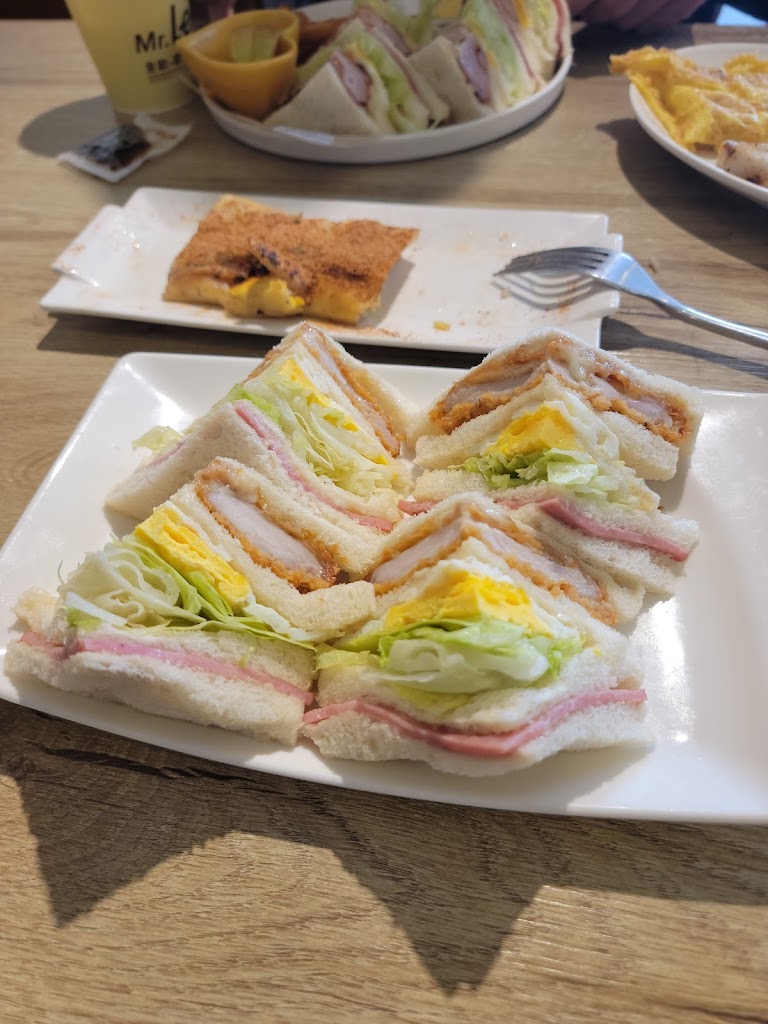 桃園市中壢區里歐歐式早餐-中壢民權店- 台灣餐廳推薦手搖推薦甜點推薦買一送一優惠訊息