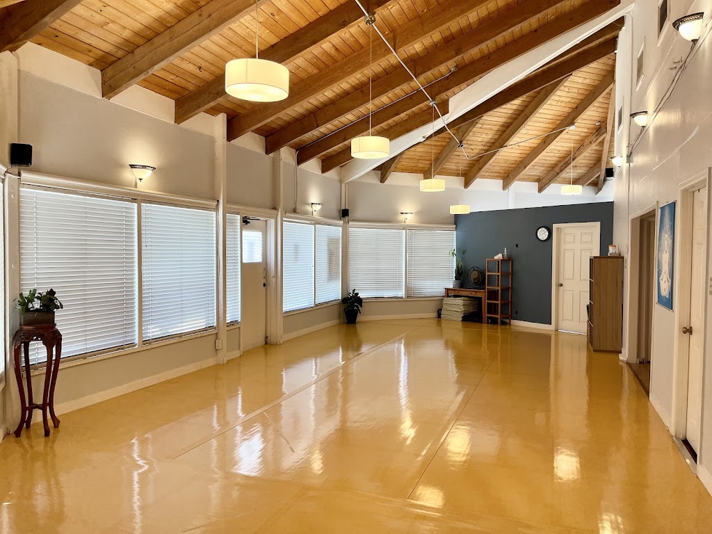  Body & Brain Yoga Tai Chi