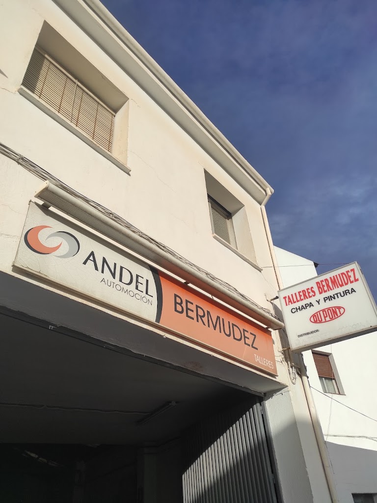 Talleres Bermudez — Exterior