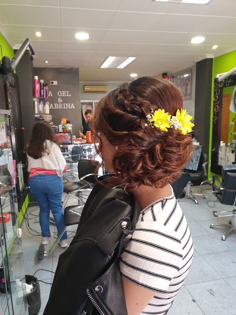 SALON STYLIUM — Peinado
