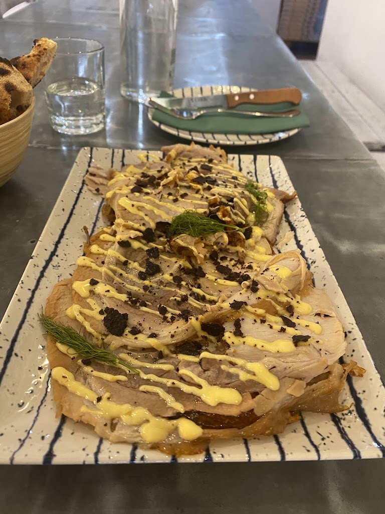 Pizzeria Can Edo — Comida y bebida