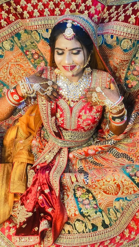 Suman Beauty Parlour Make Over Jabalpur