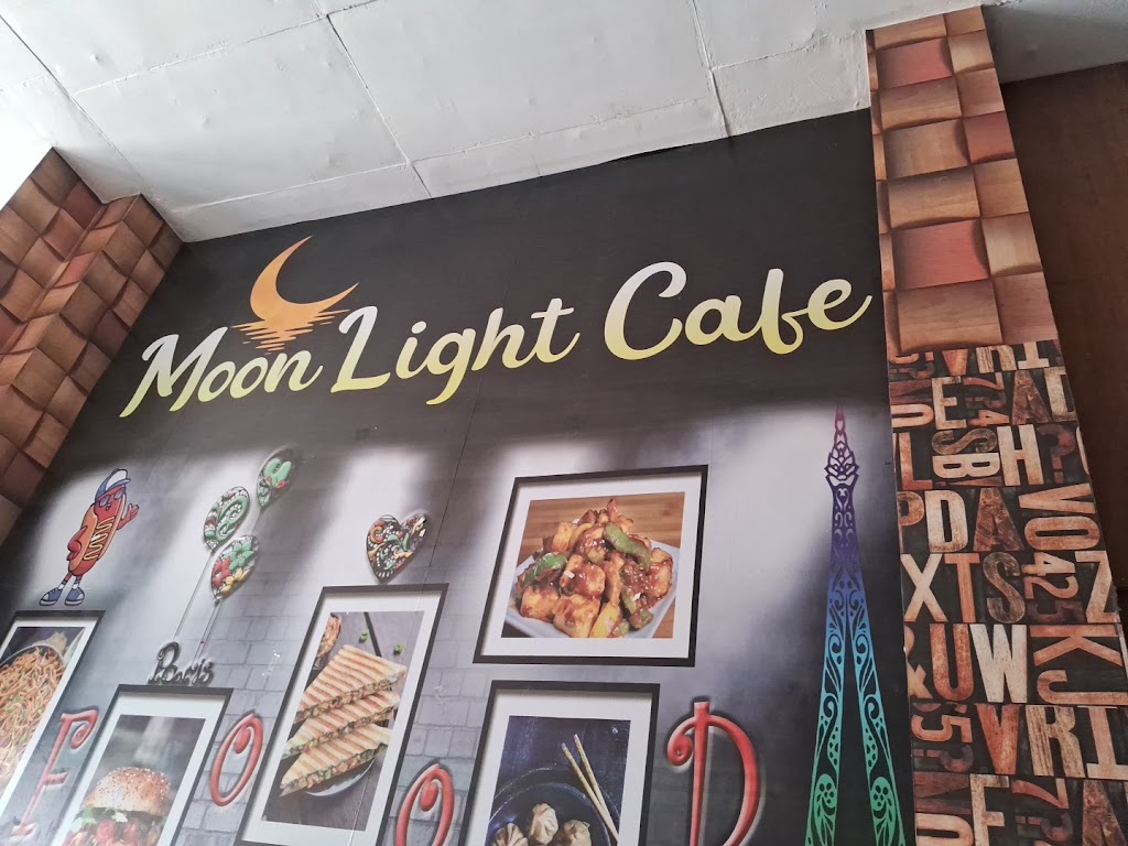 Moon Light Cafe