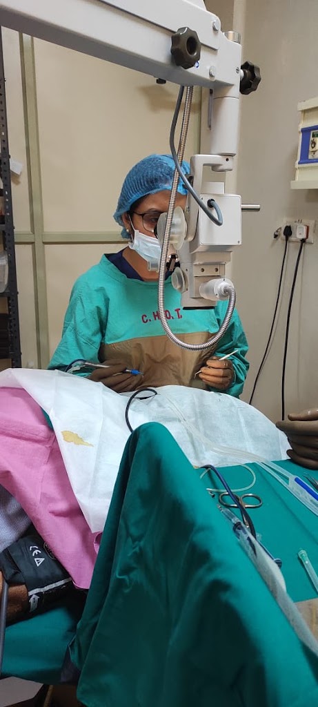 Dr Maansi Sethi Mbbs Ms Ophthalmology Lhmc New Delhi Eye Surgeon