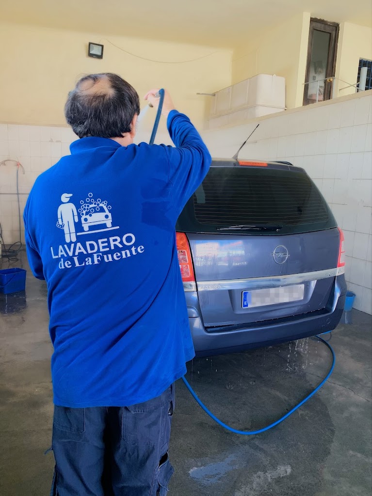 Joaquin Jimenez Hergueta - LAVADERO LA FUENTE — Del propietario