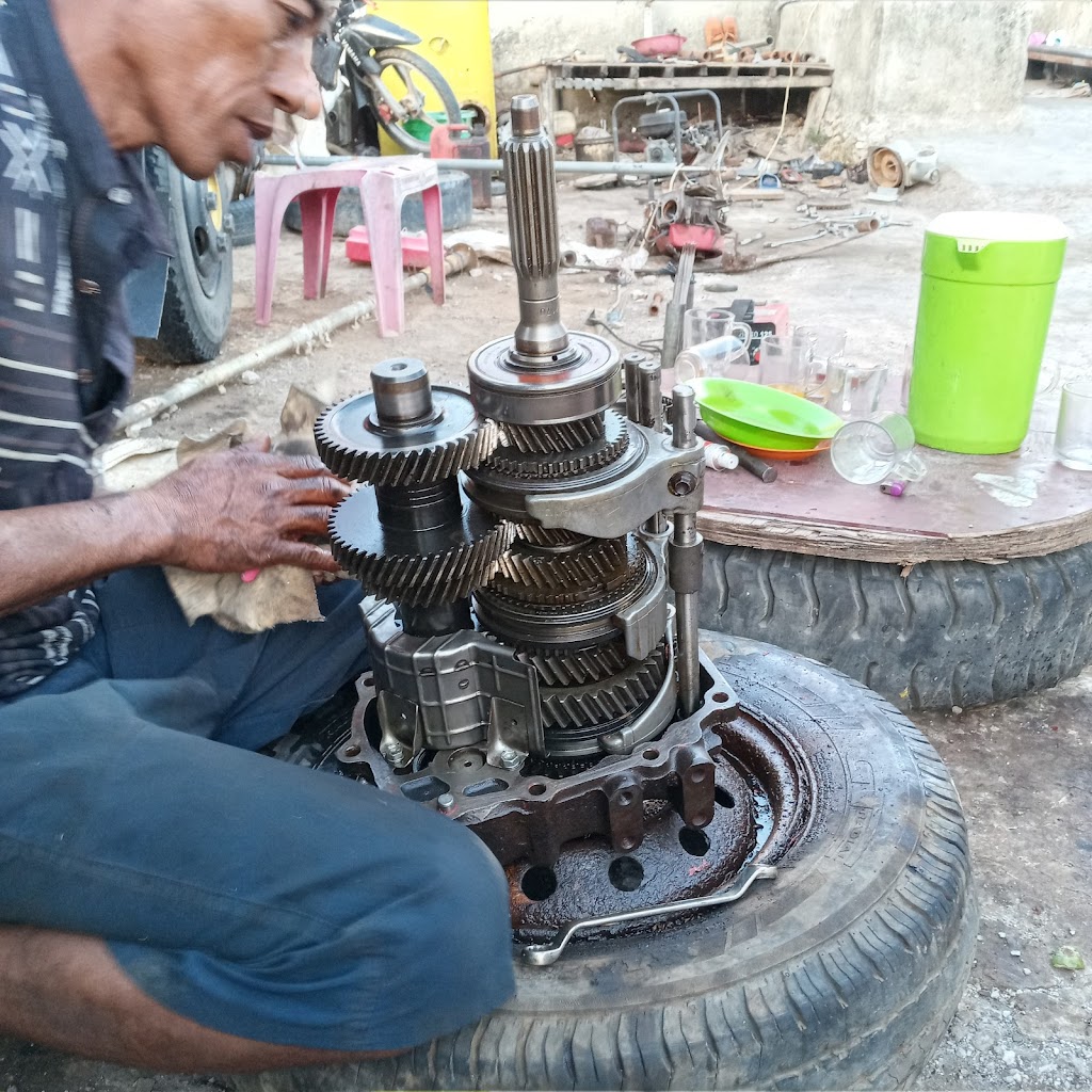 Bengkel putra kembar