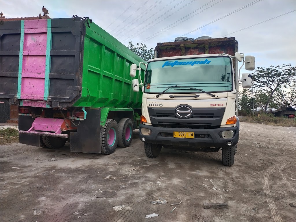 Toko onderdil truk dan bus