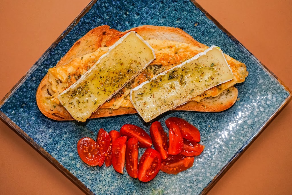 Bite Cafe Brunch — Comida y bebida