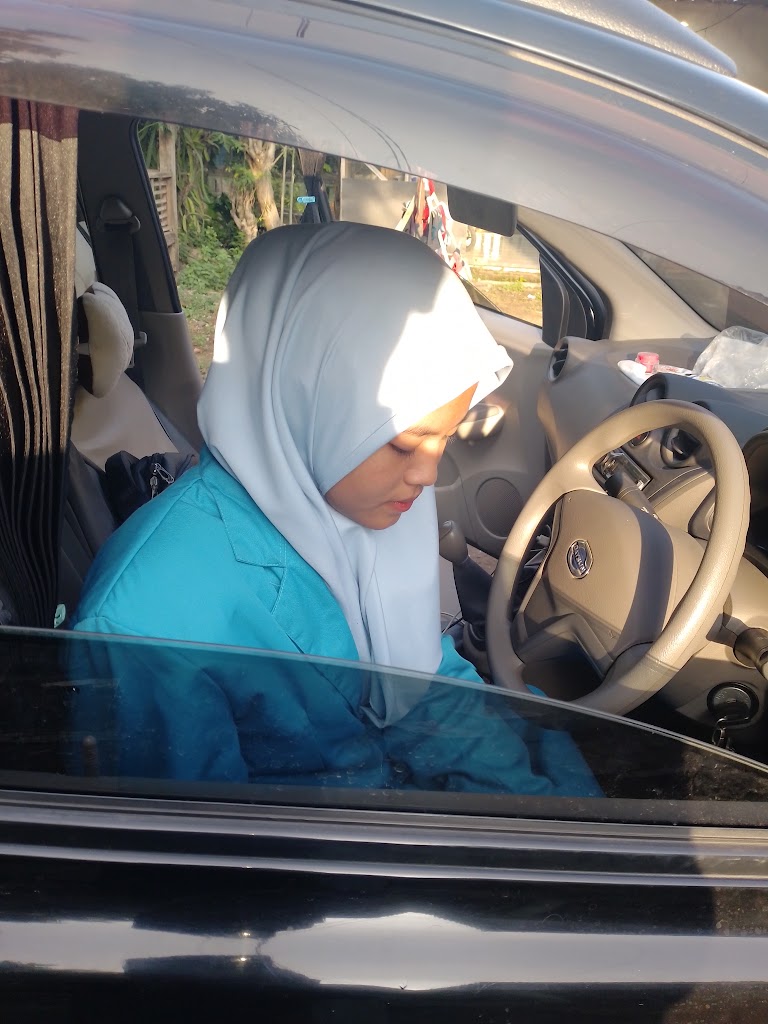 Servis Mobil Achmad