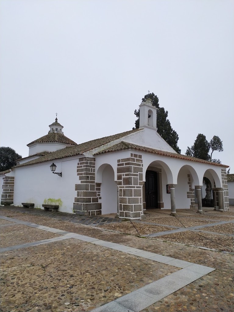 Ermita de la Virgen de Luna " Santuario de La Jara"