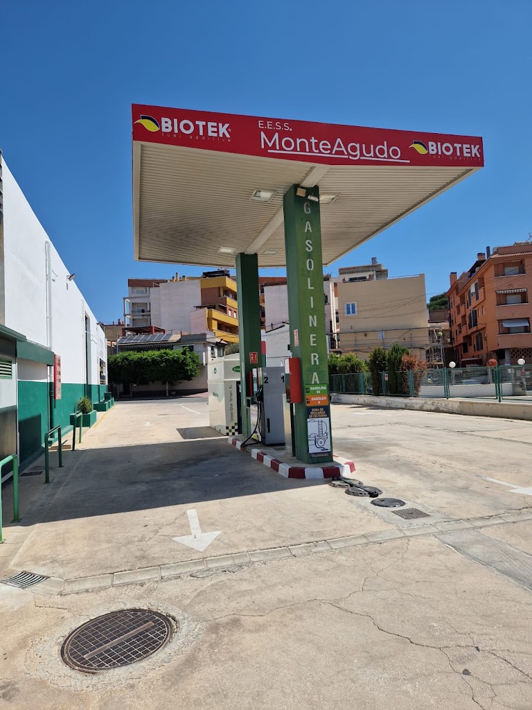QUEVEDO GASOLINERA — Estacion de servicio