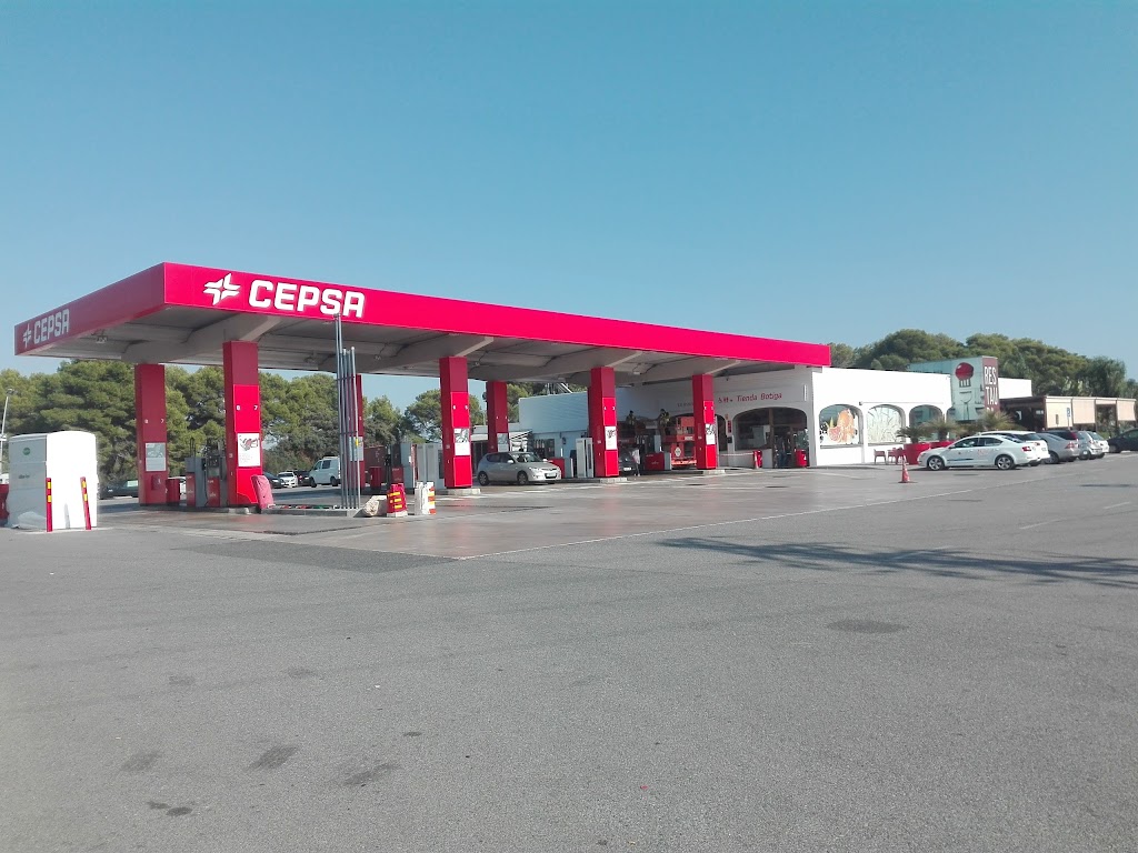 Estacion de servicio Cepsa — Exterior