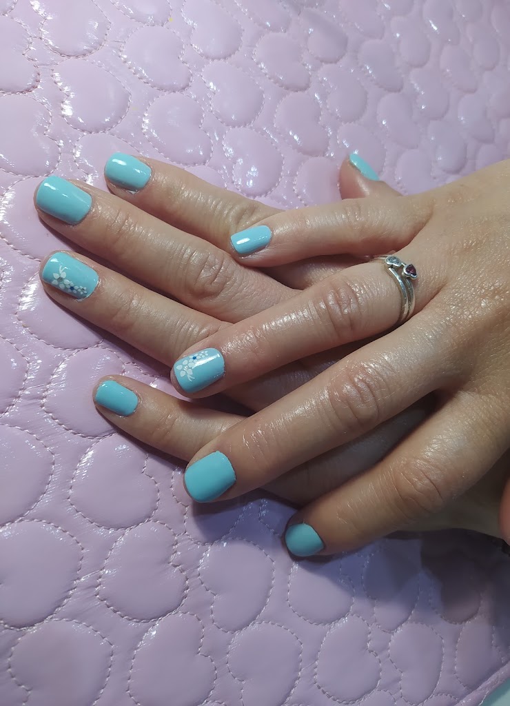 Centro de Estetica Almibar en Aranjuez — Manicura