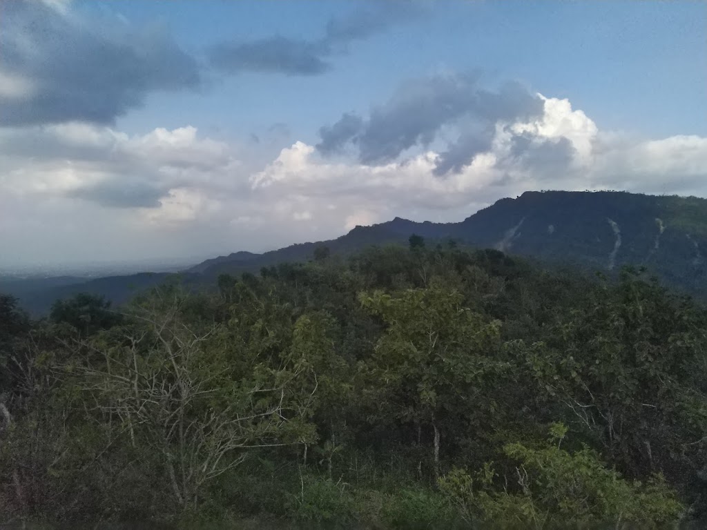 Puncak Cabaan Mertelu