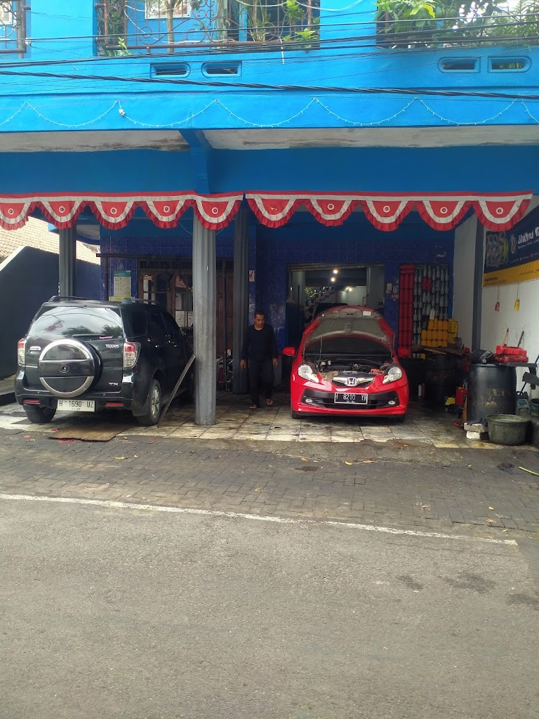 Bengkel Mobil (Ambon Motor)