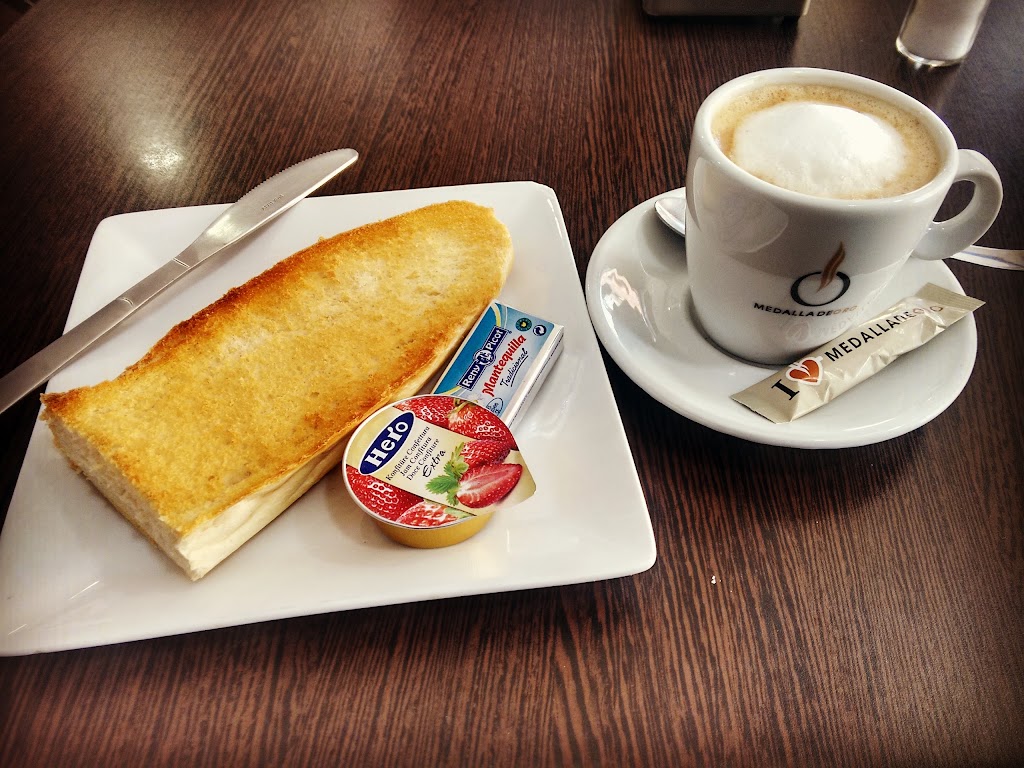 Cafeteria Pellicer — Cafe