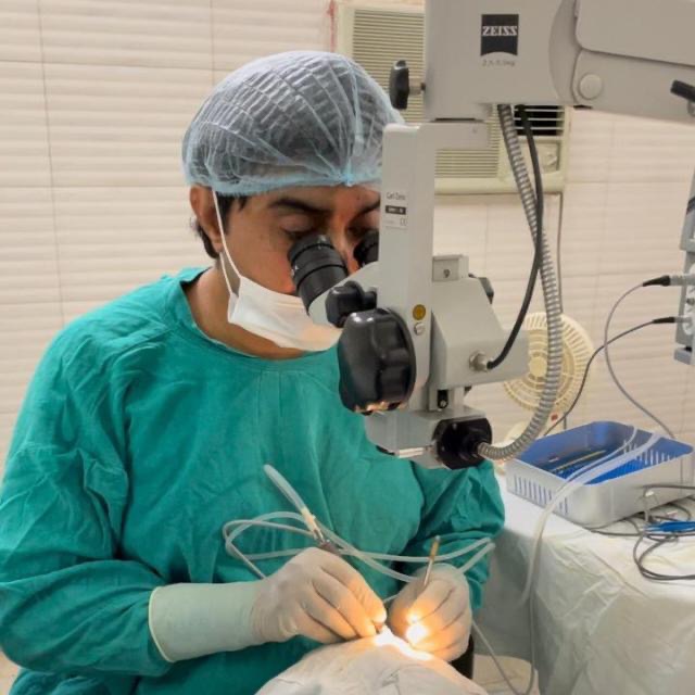 Dr Rajat Tyagi Eyecare