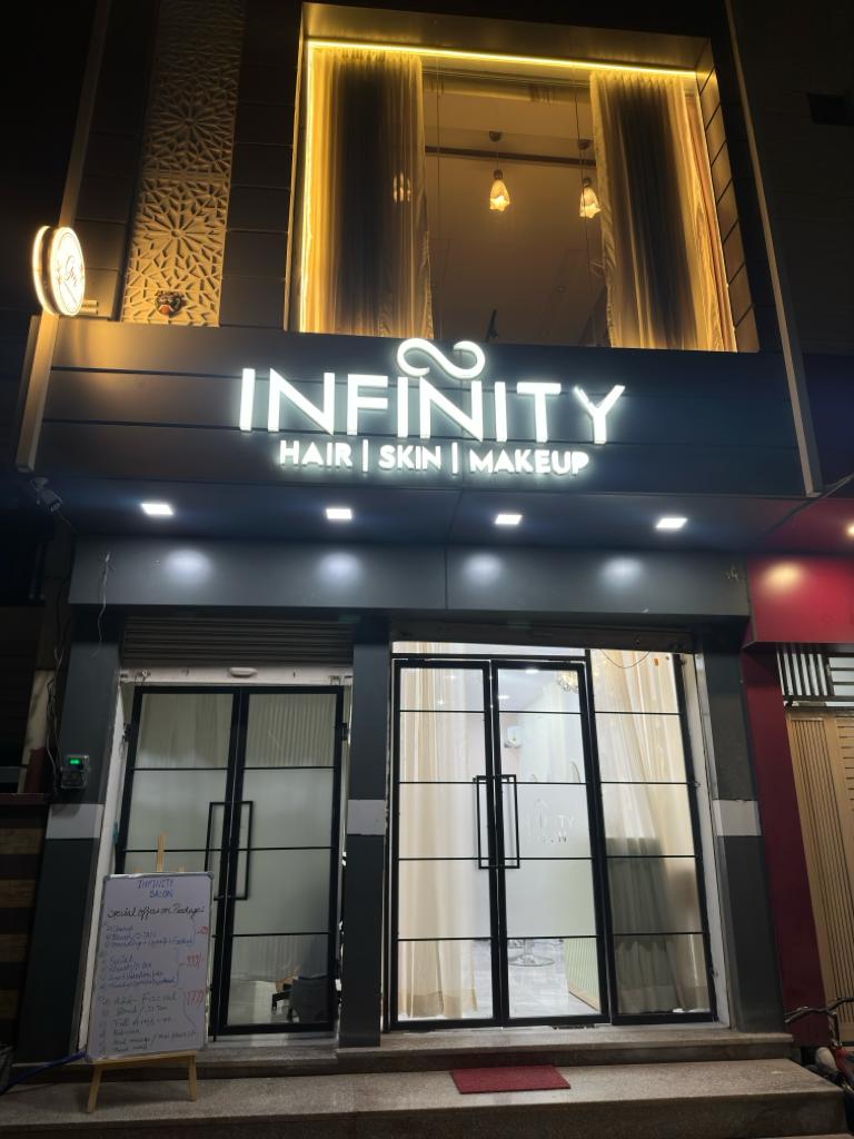 Infinity Salon Gracy Makeovers
