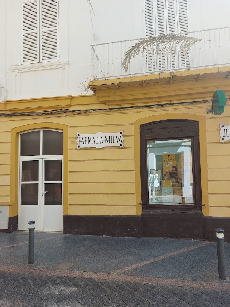 Farmacia Nueva — Del propietario