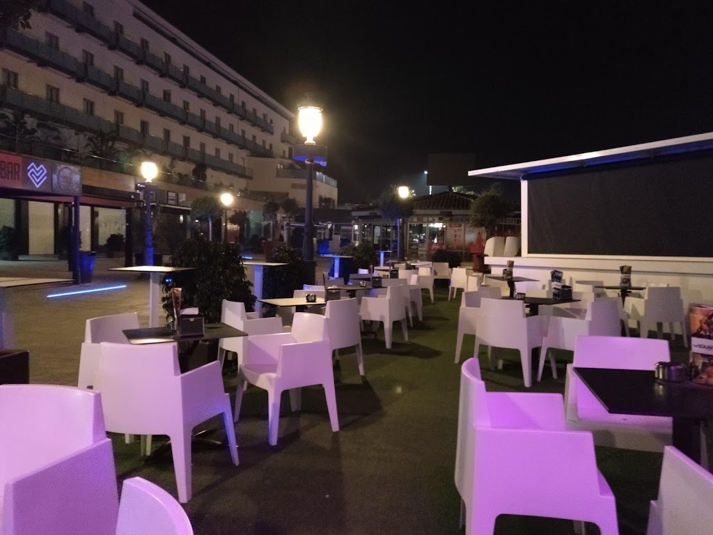 Bar The SQUARE — Ambiente