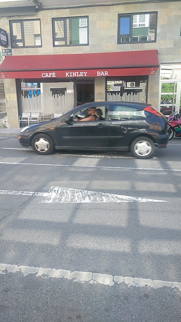 Kinley <--- Cafe bar Kimley