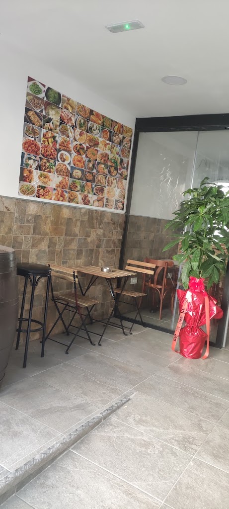 WAYE 66 BAR RESTUARANTE — Del propietario