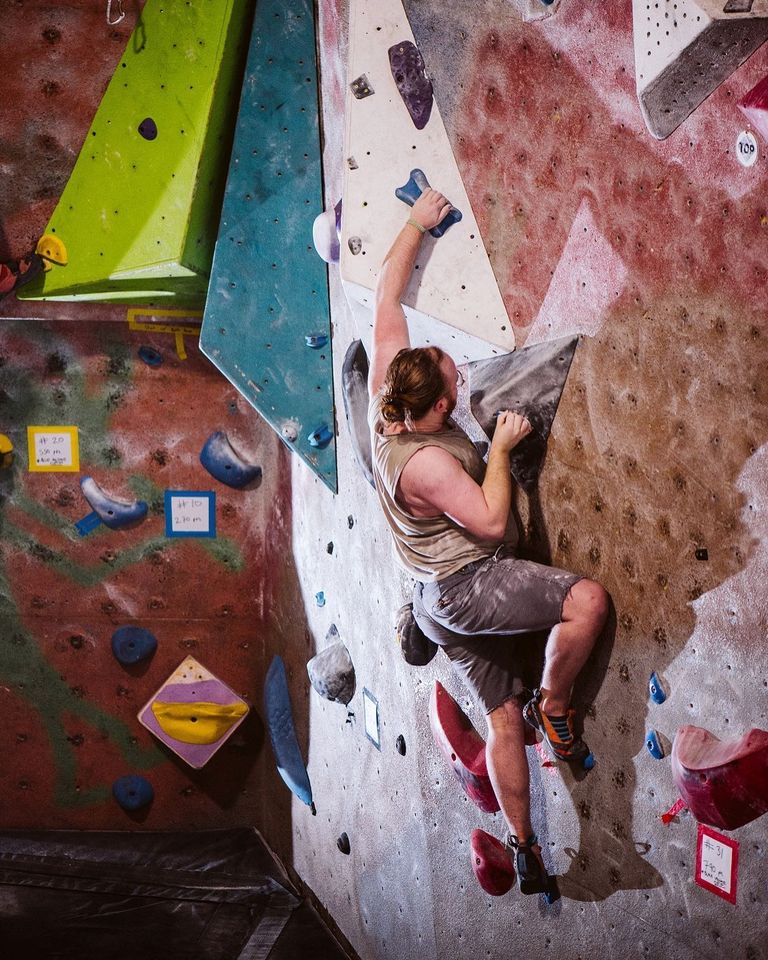  Petra Cliffs Climbing Center & Mountaineering School