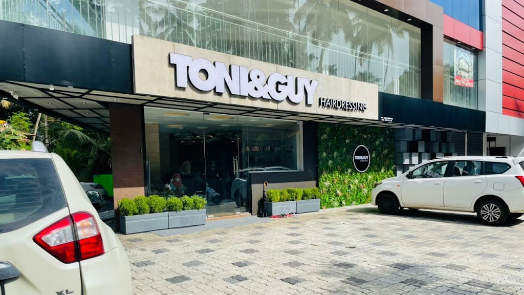 Toni Guy Hairdressing Guruvayur Hair Beauty Salon In Guruvayur Bridal Makeup Guruvayur Bridal Studio Guruvayur