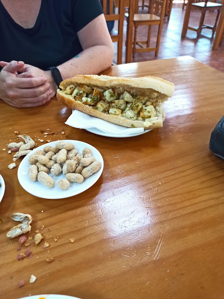 Restaurante La Llave — Comida y bebida