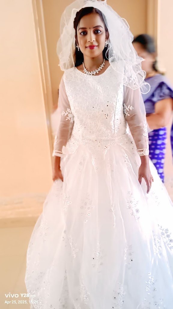 Rr Beauty Bridal Makeup Home Services