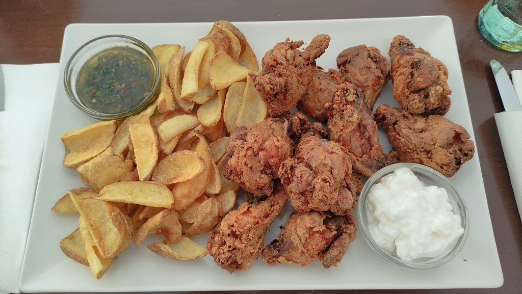 Bar Kung-Fu — Comida y bebida
