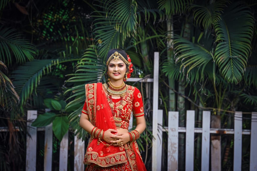 Veera Beauty Parlour