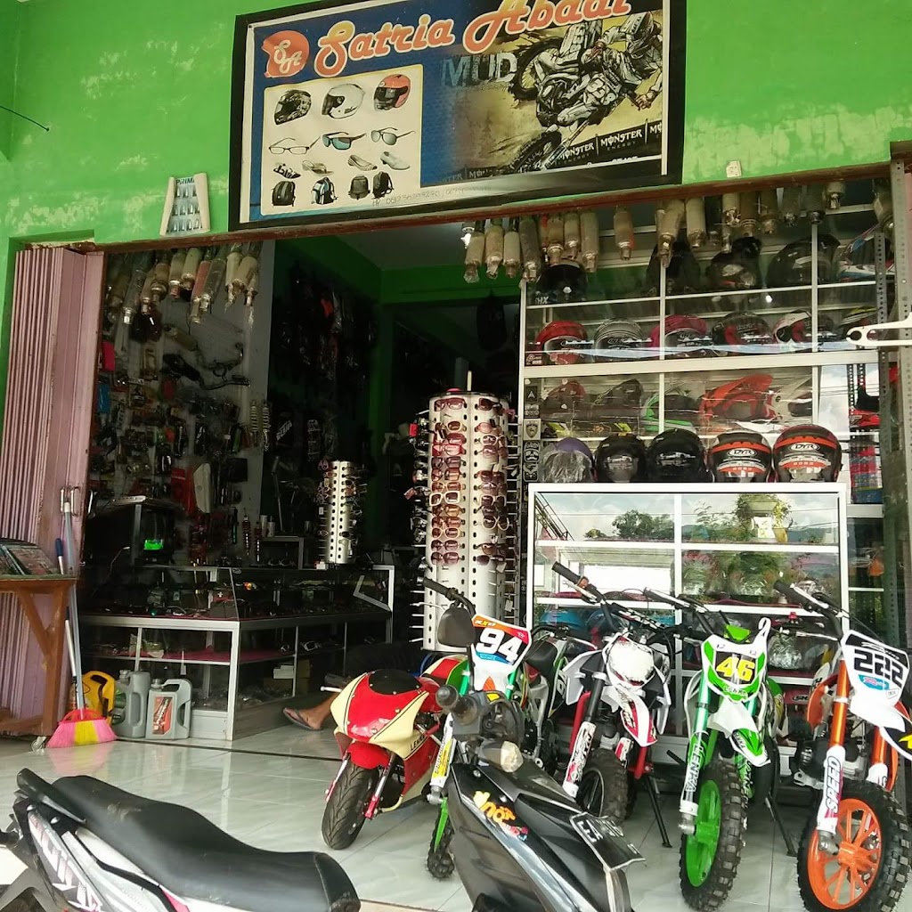 Satria Abadi / Dirty Bike Shop