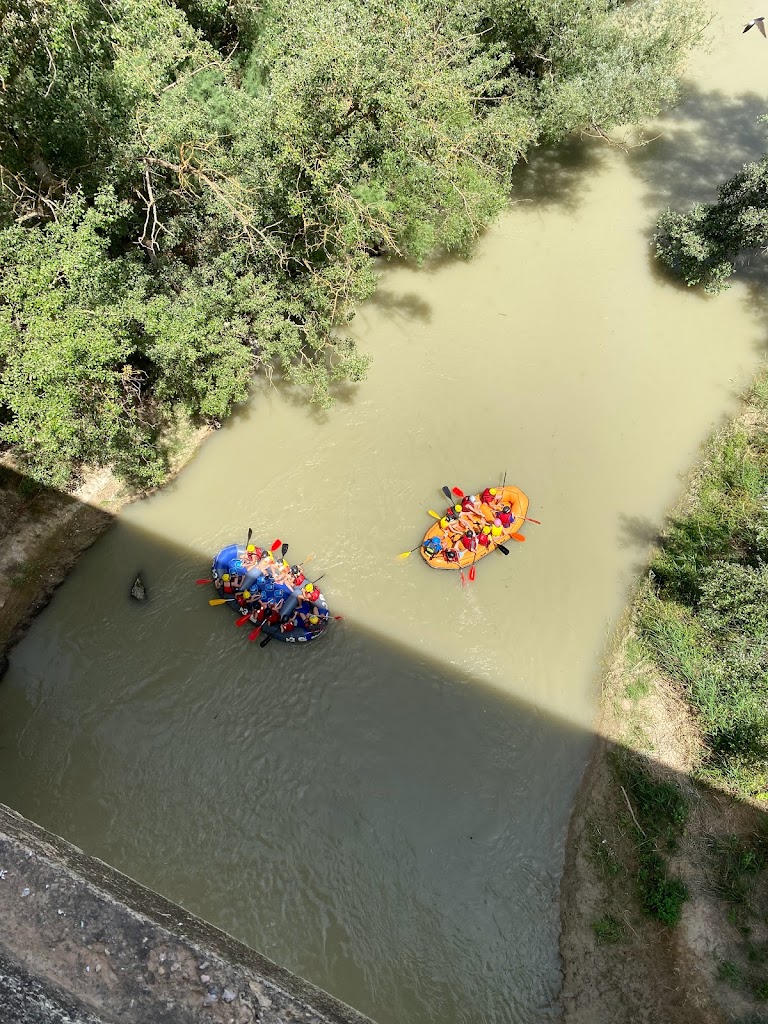 AVENTURA VERTICAL SL.